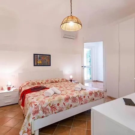Tropea - Capo Vaticano - Di Ricadi - Versace سانتا ماريا