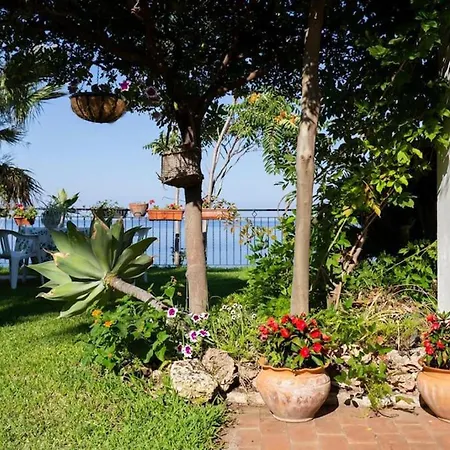 فيلة Tropea - Capo Vaticano - Di Ricadi - Versace سانتا ماريا